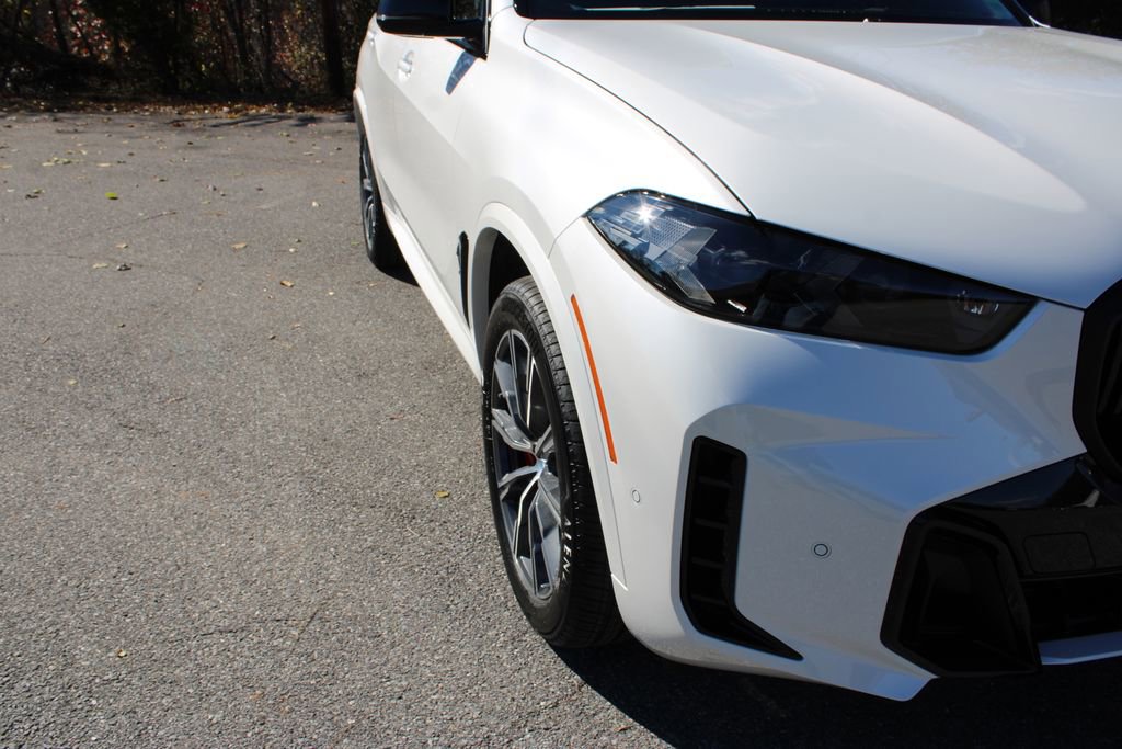 New 2026 BMW X5 M60i w/ Climate Comfort Package image 41