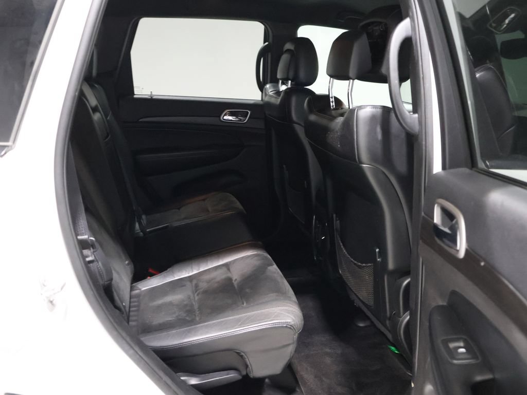 Used 2018 Jeep Grand Cherokee Altitude AWD/4WD image 21
