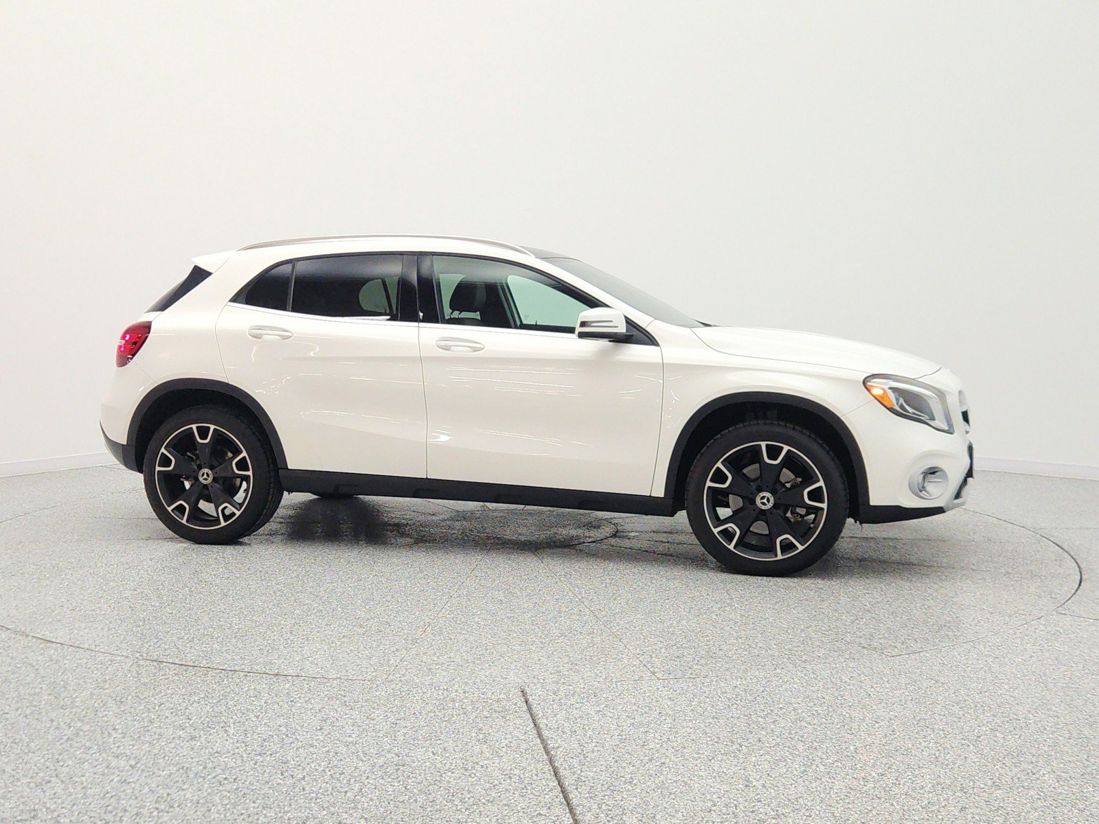 Used 2019 Mercedes-Benz GLA 250 image 4