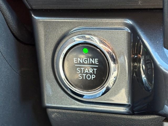 Used 2022 Ford F150 XLT w/ Equipment Group 302A High image 18