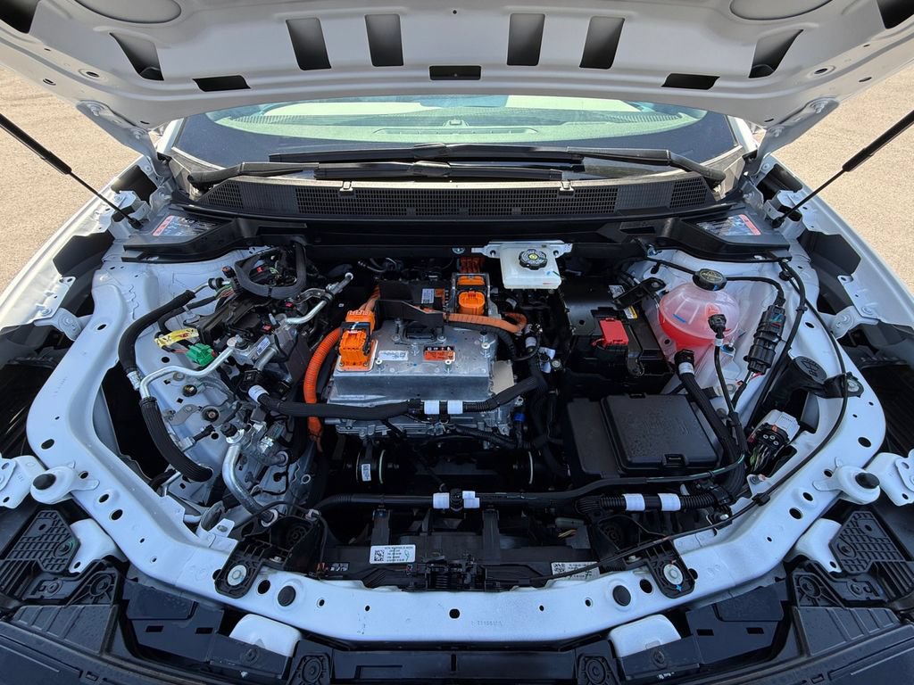 New 2026 Chevrolet Equinox EV LT AWD/4WD image 27
