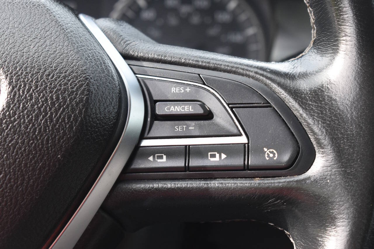 Used 2019 INFINITI Q50 Luxe AWD/4WD image 22
