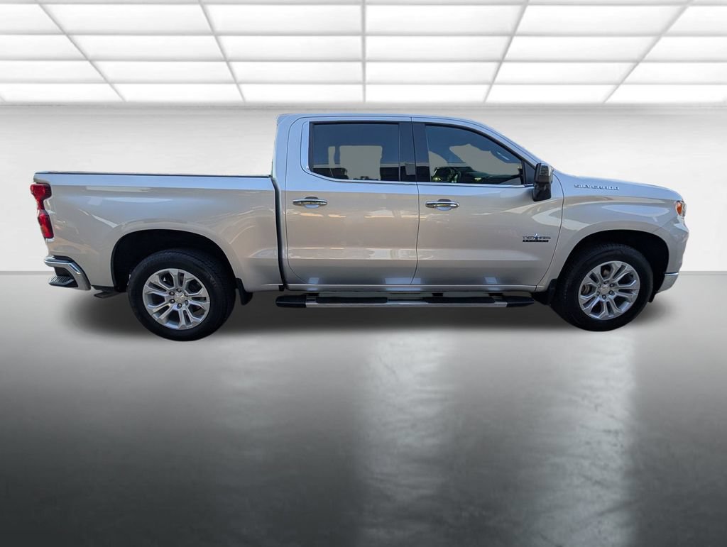 Certified 2022 Chevrolet Silverado 1500 LTZ w/ Technology Package RWD image 33