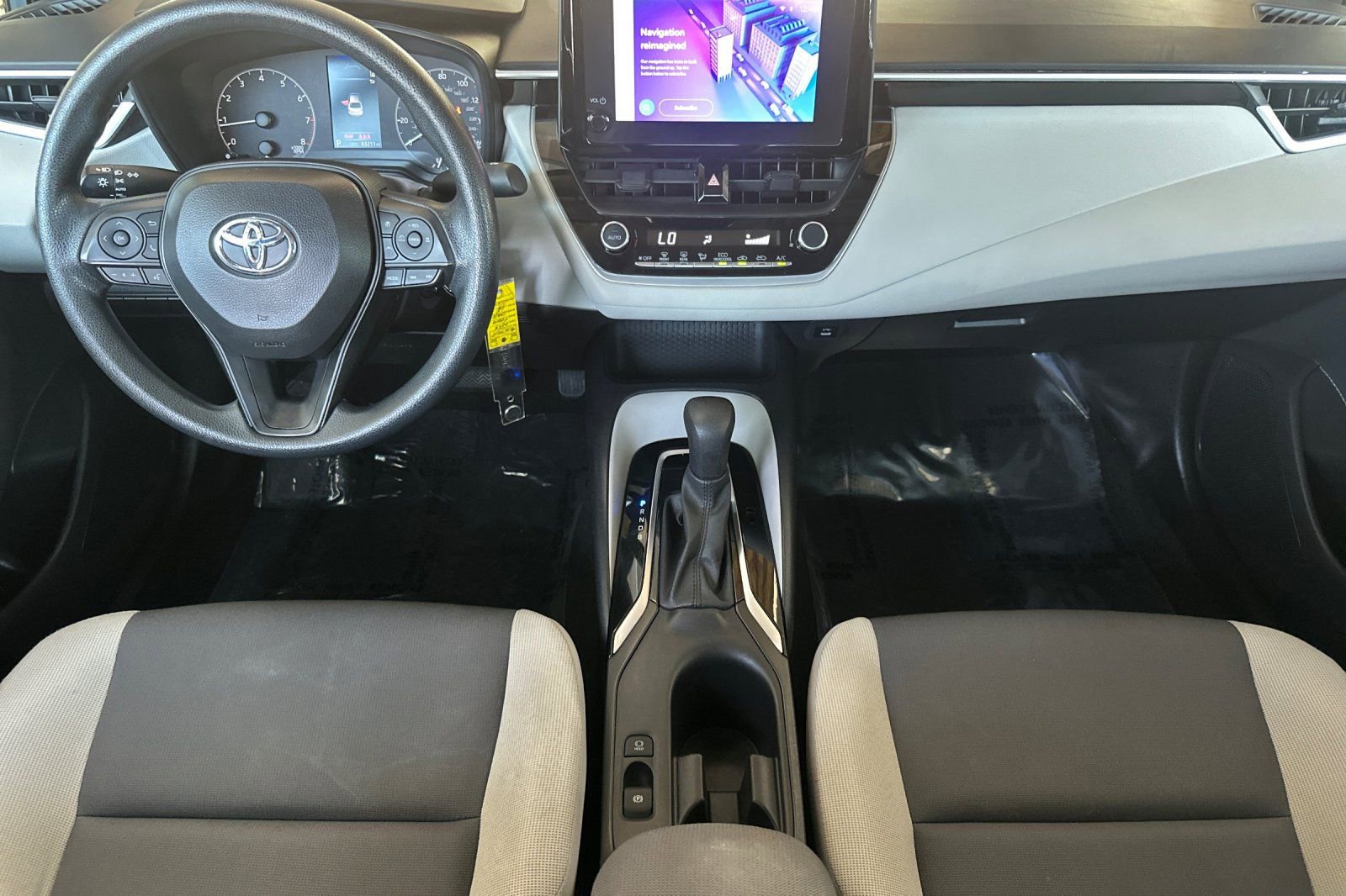 Used 2023 Toyota Corolla LE FWD image 16