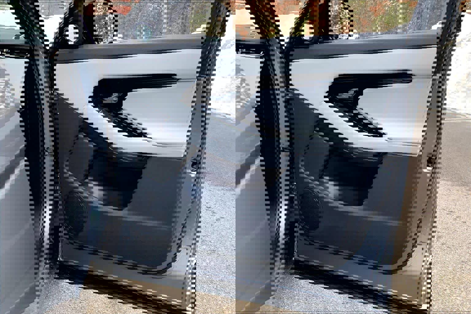 Used 2026 Land Rover Range Rover Evoque Dynamic SE image 22