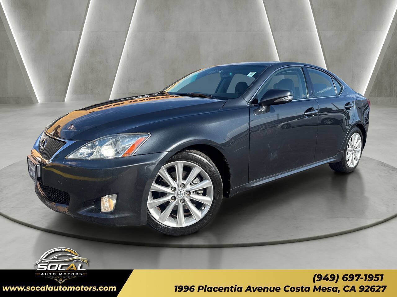 Used 2009 Lexus IS 250 w/ Premium Pkg RWD image 1