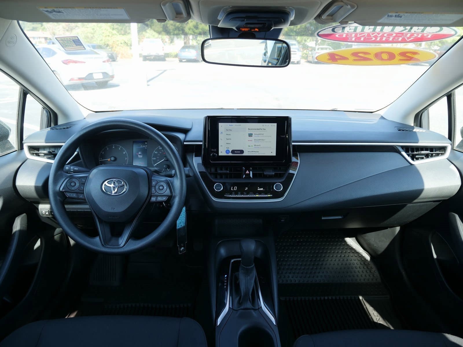 Used 2024 Toyota Corolla LE image 17