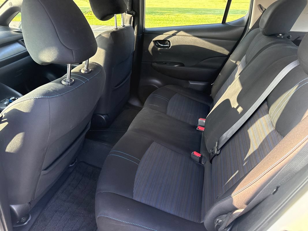 Used 2019 Nissan Leaf S w/ S Charge Package FWD image 11