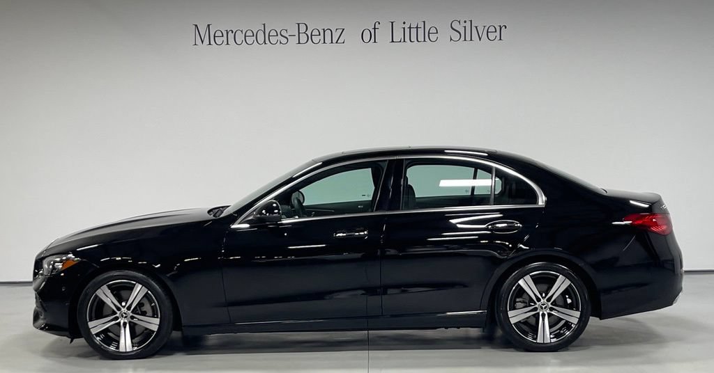 Certified 2023 Mercedes-Benz C 300 4MATIC Sedan image 2