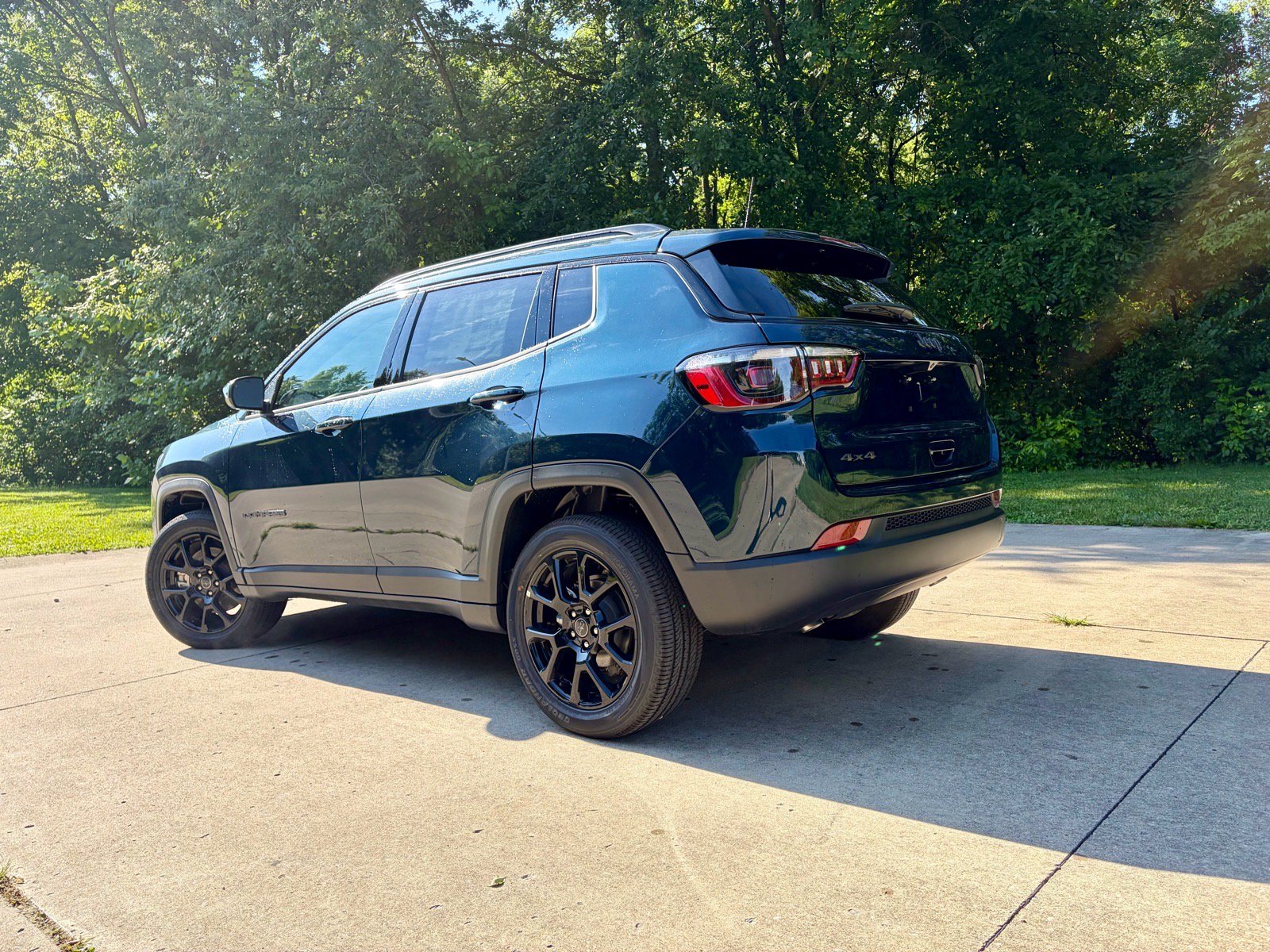 New 2026 Jeep Compass Latitude AWD/4WD image 7