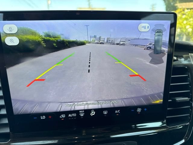 Used 2024 Ford Transit 350 XLT RWD image 21