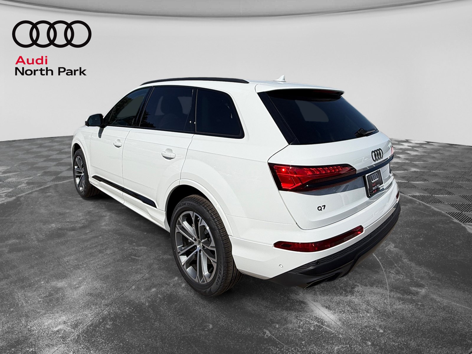 New 2026 Audi Q7 2.0T Premium AWD/4WD image 3