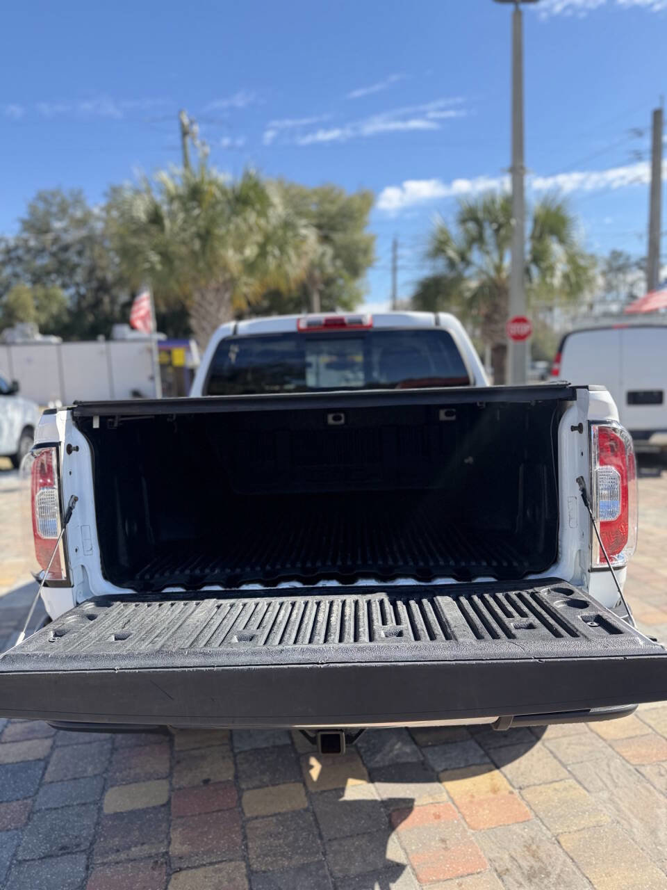 Used 2016 GMC Canyon SLT AWD/4WD image 9