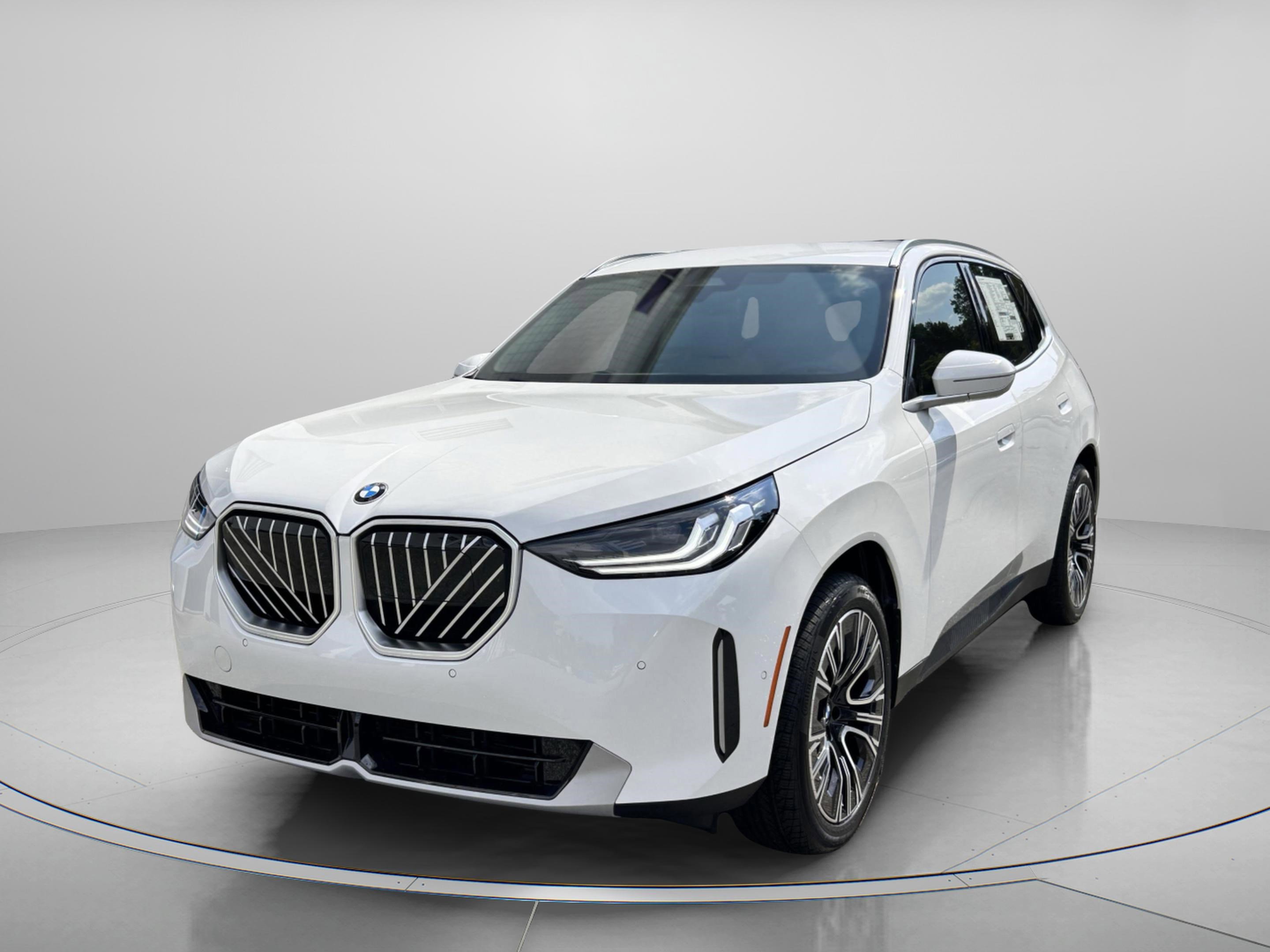 Used 2026 BMW X3 xDrive30 w/ Convenience Package image 2