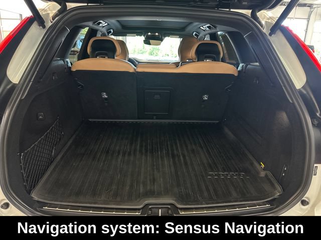 Used 2019 Volvo XC60 T5 Inscription w/ Protection Package AWD/4WD image 6