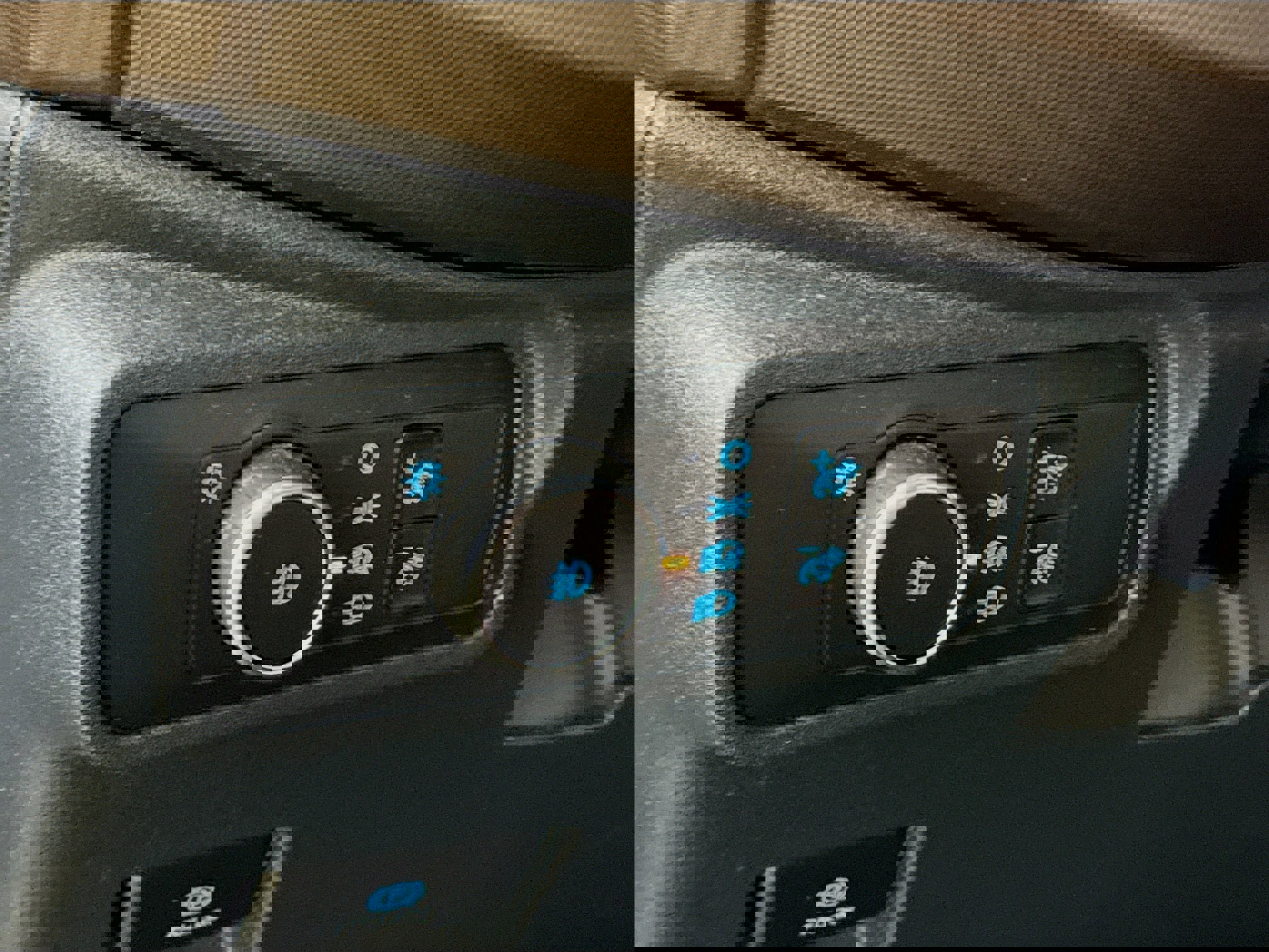 Used 2022 Ford Bronco Outer Banks image 13