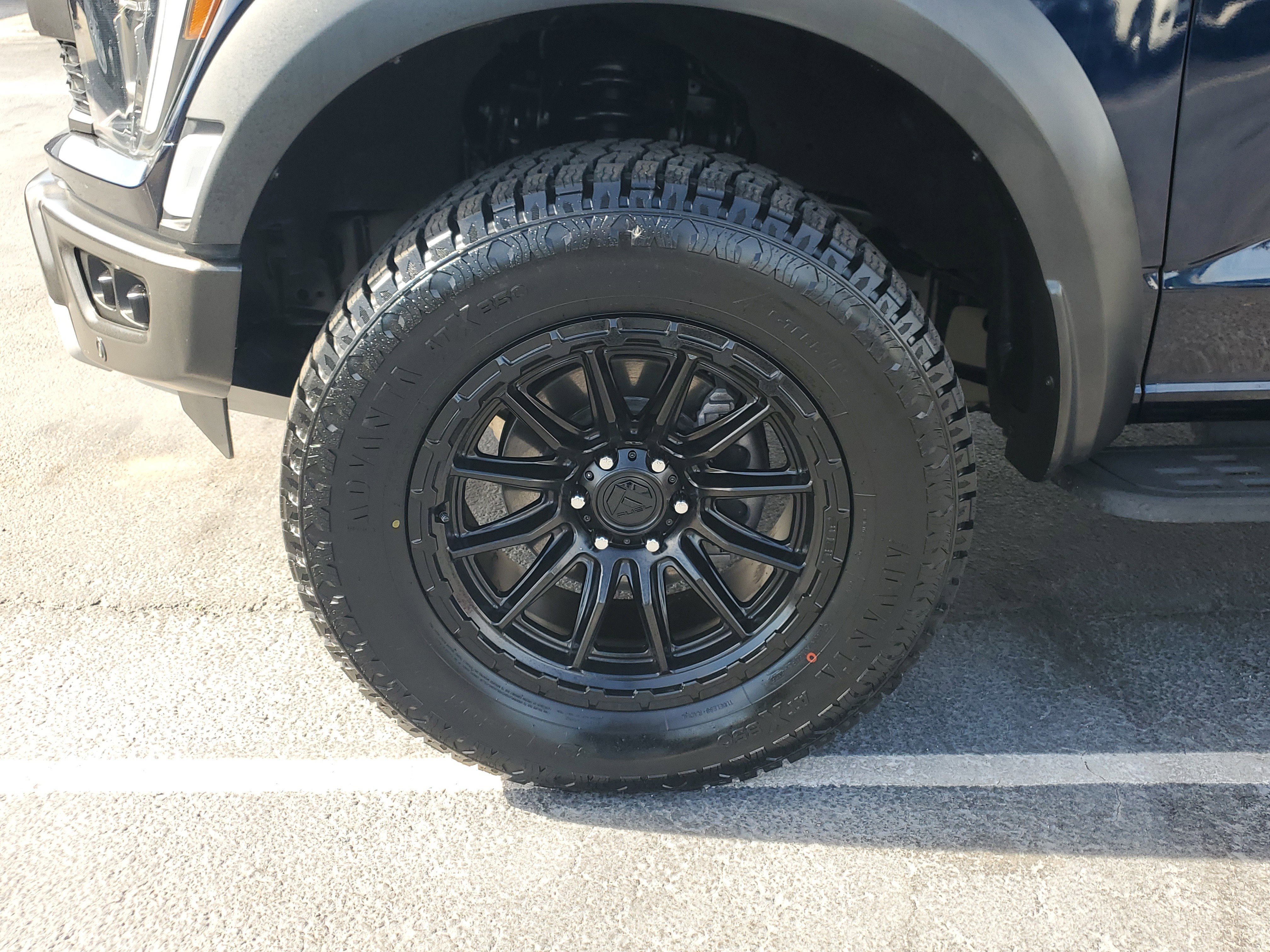 Certified 2023 Ford F150 Raptor image 5