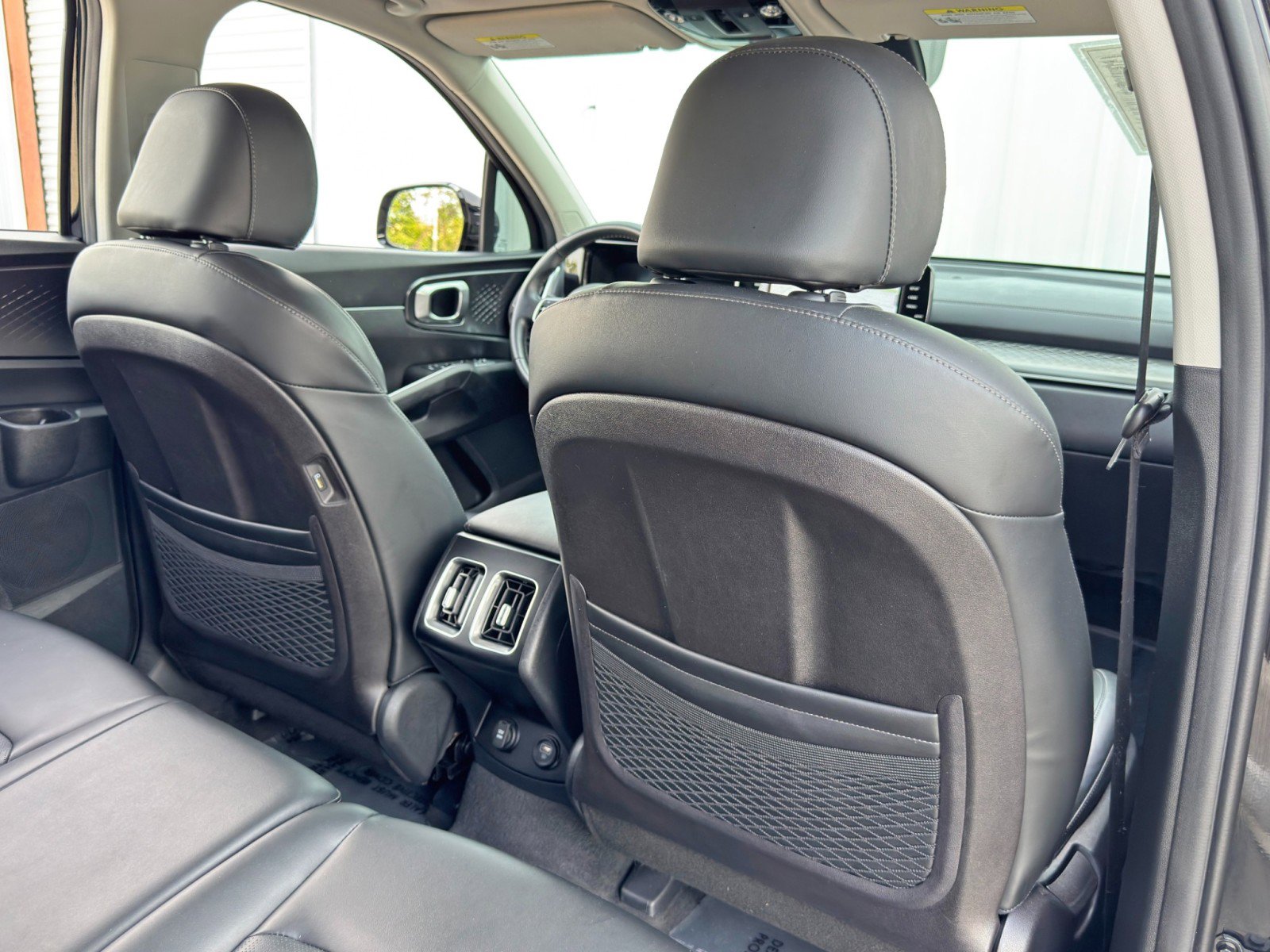 Used 2022 Kia Sorento S w/ Panoramic Sunroof Package FWD image 34