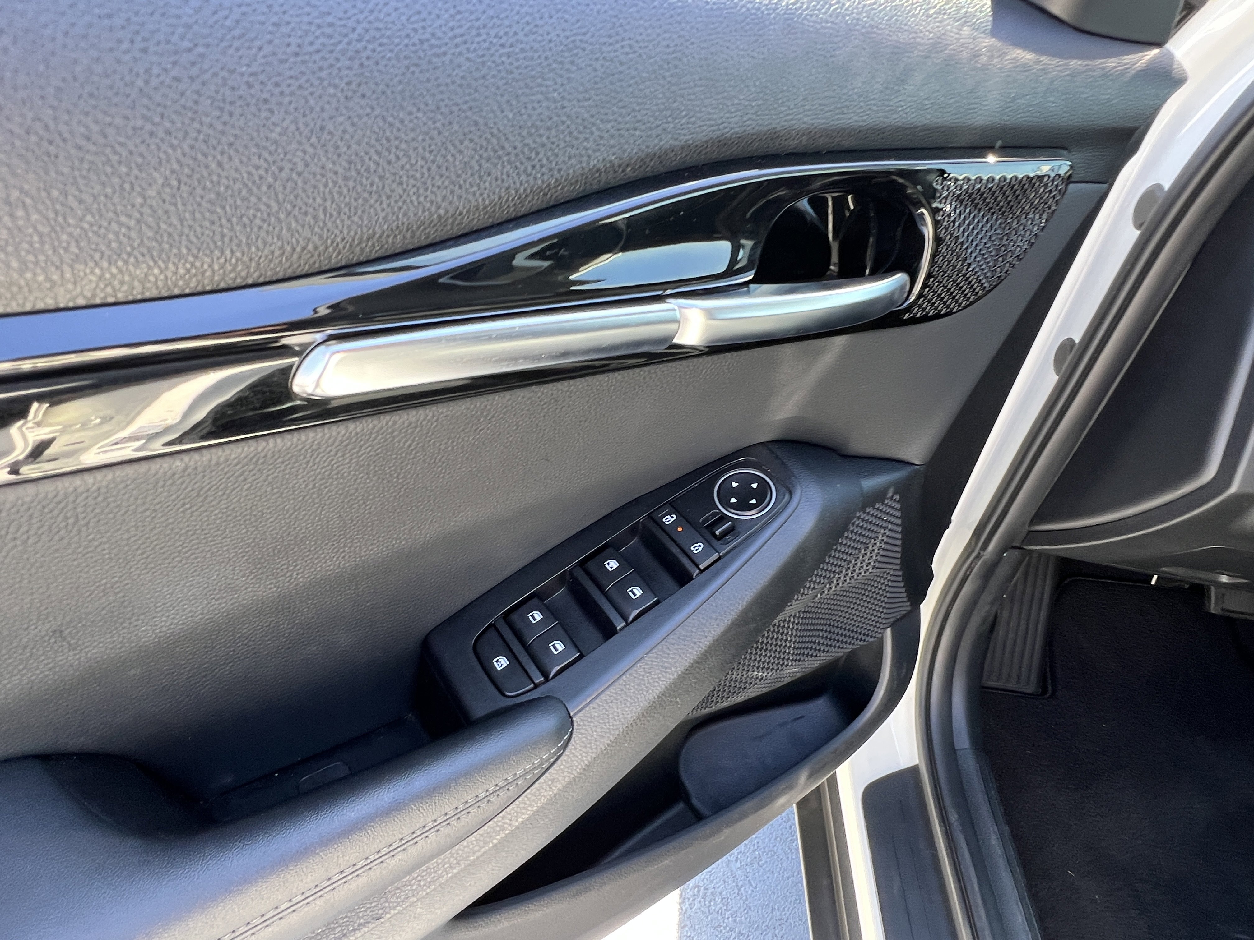 Certified 2024 Kia Seltos S image 22