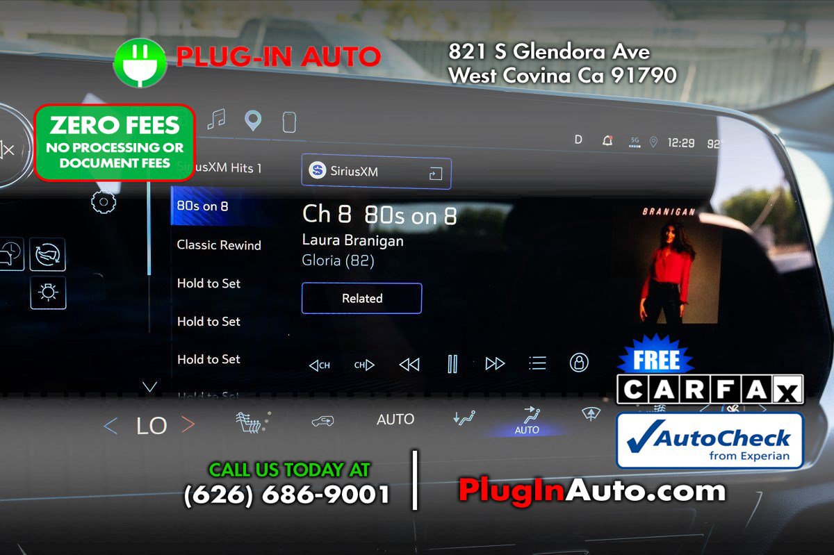 Used 2024 Chevrolet Equinox EV RS FWD image 29