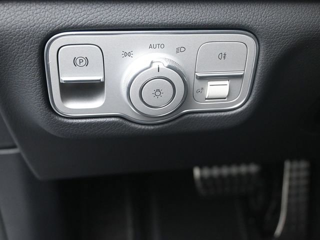 New 2025 Mercedes-Benz GLS 450 4MATIC image 21