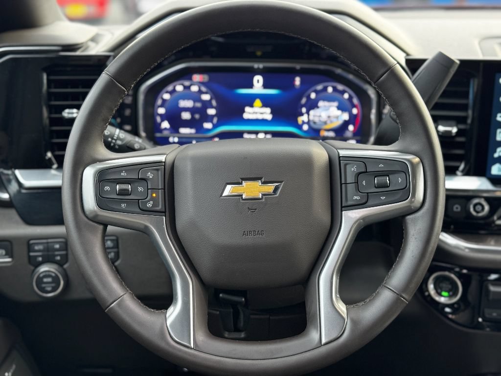 Used 2024 Chevrolet Silverado 2500 LTZ w/ LTZ Plus Package AWD/4WD image 8
