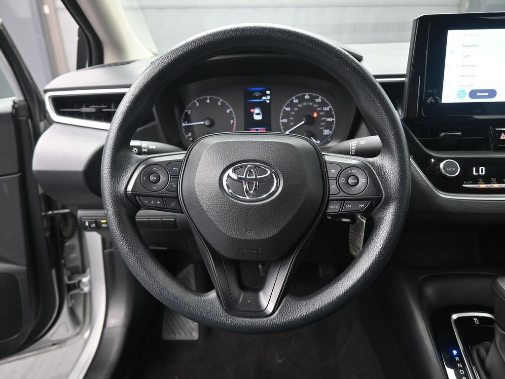 Used 2024 Toyota Corolla LE FWD image 6