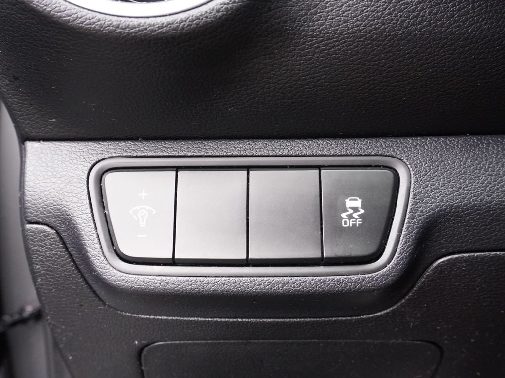 Used 2022 Kia Forte LXS FWD image 27