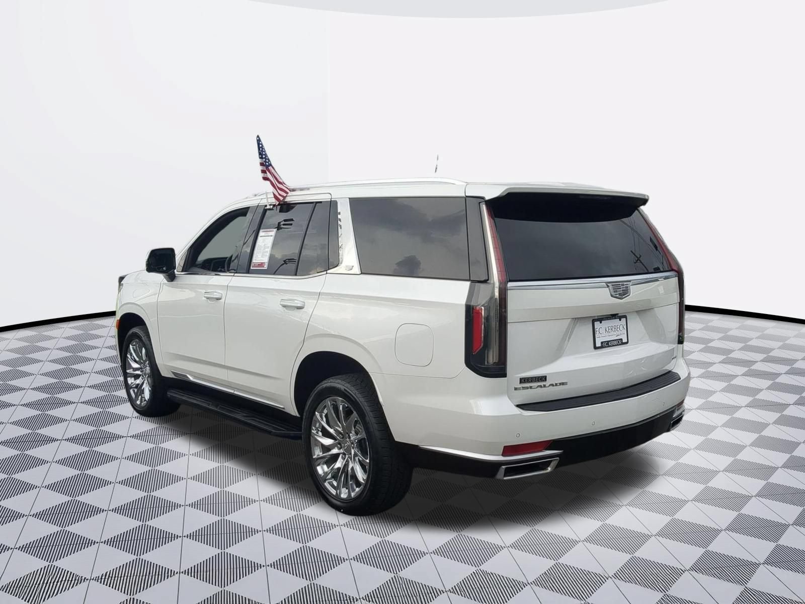 Certified 2022 Cadillac Escalade Luxury AWD/4WD image 5