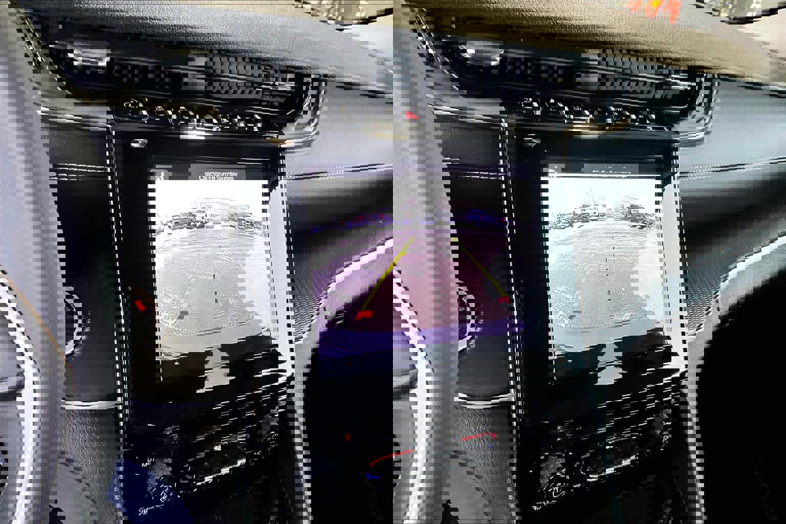 Used 2023 Jeep Grand Cherokee L Laredo image 27