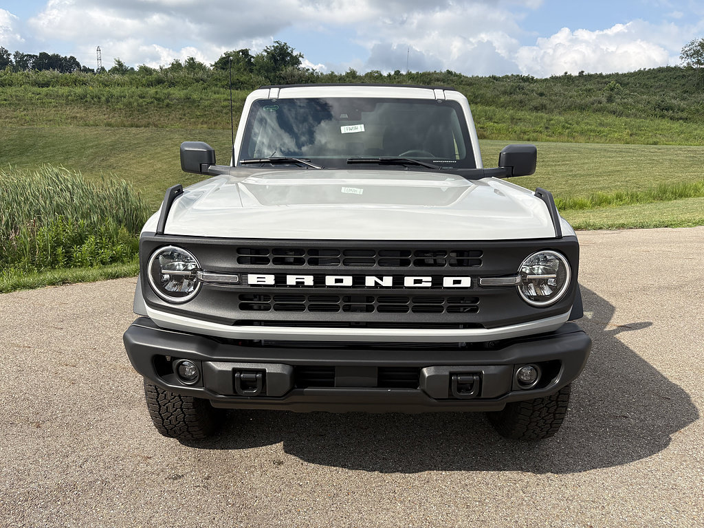 New 2026 Ford Bronco Big Bend w/ Black Diamond Package AWD/4WD image 8