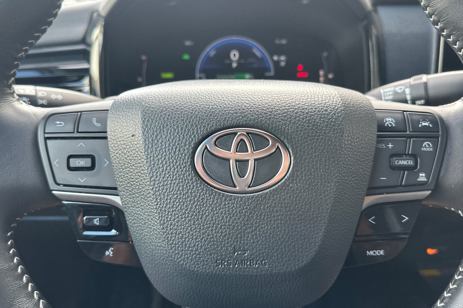 Certified 2025 Toyota Camry SE FWD image 22