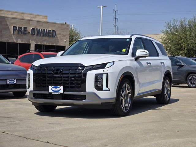 Used 2025 Hyundai Palisade Limited image 3