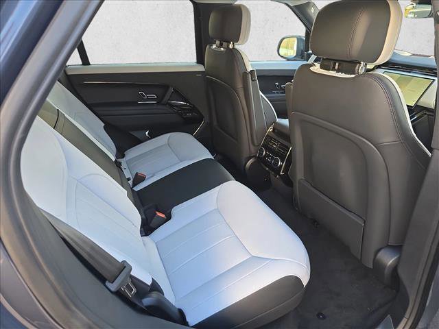 New 2025 Land Rover Range Rover Sport Dynamic SE image 11