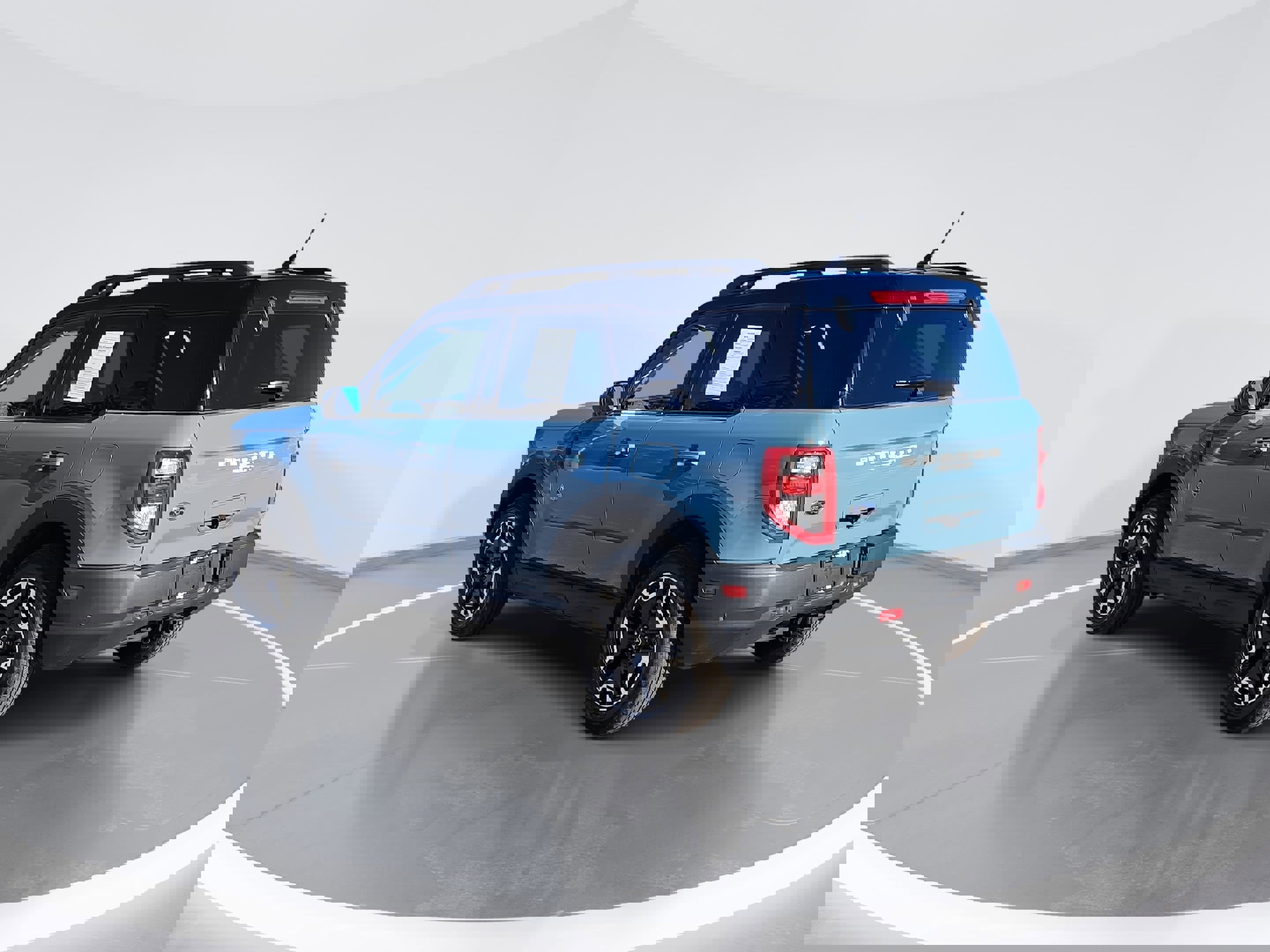 Used 2022 Ford Bronco Sport Outer Banks w/ Tech Package image 5