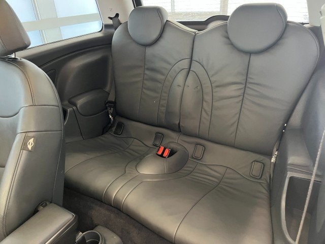 Used 2004 MINI Cooper S FWD image 28