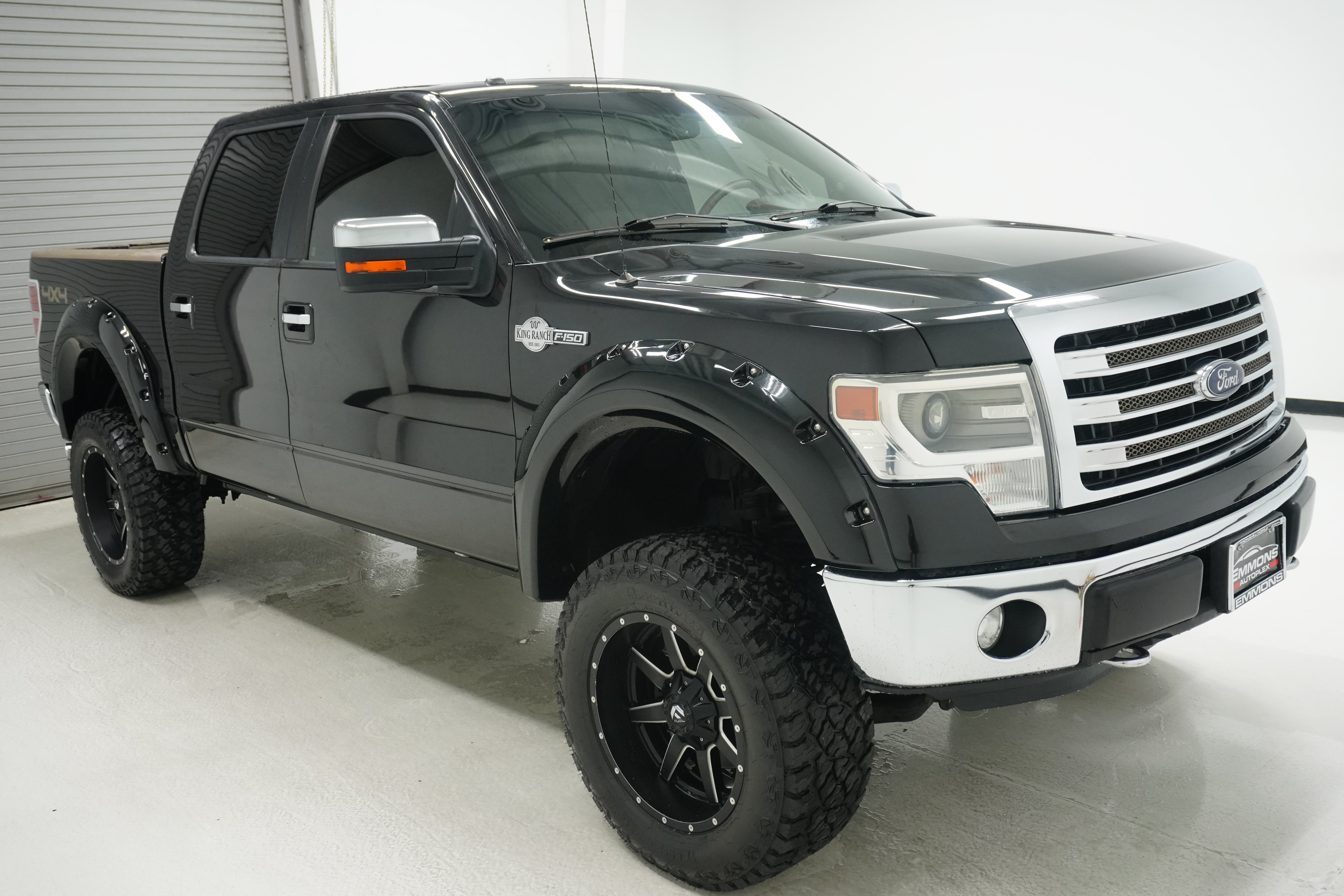 Used 2014 Ford F150 King Ranch w/ King Ranch Luxury Package AWD/4WD image 3