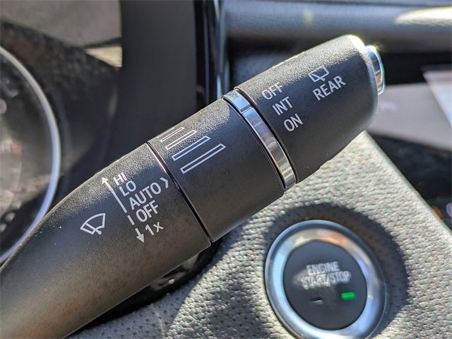 Certified 2025 Cadillac XT5 Premium Luxury image 31