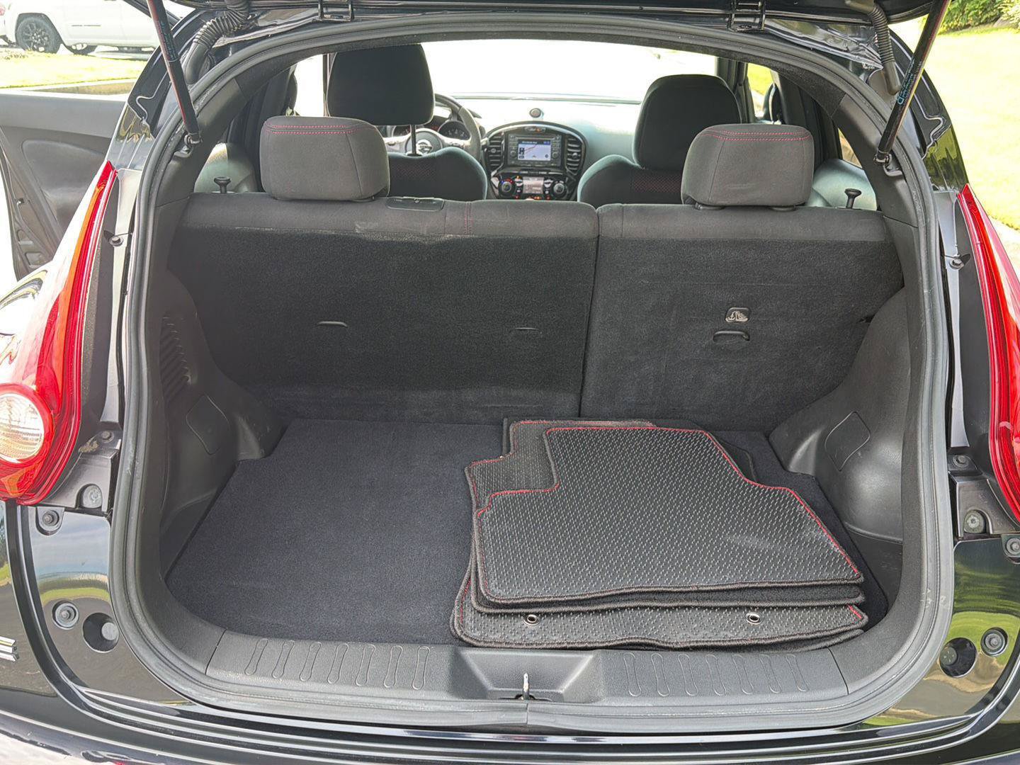 Used 2013 Nissan Juke NISMO FWD image 33