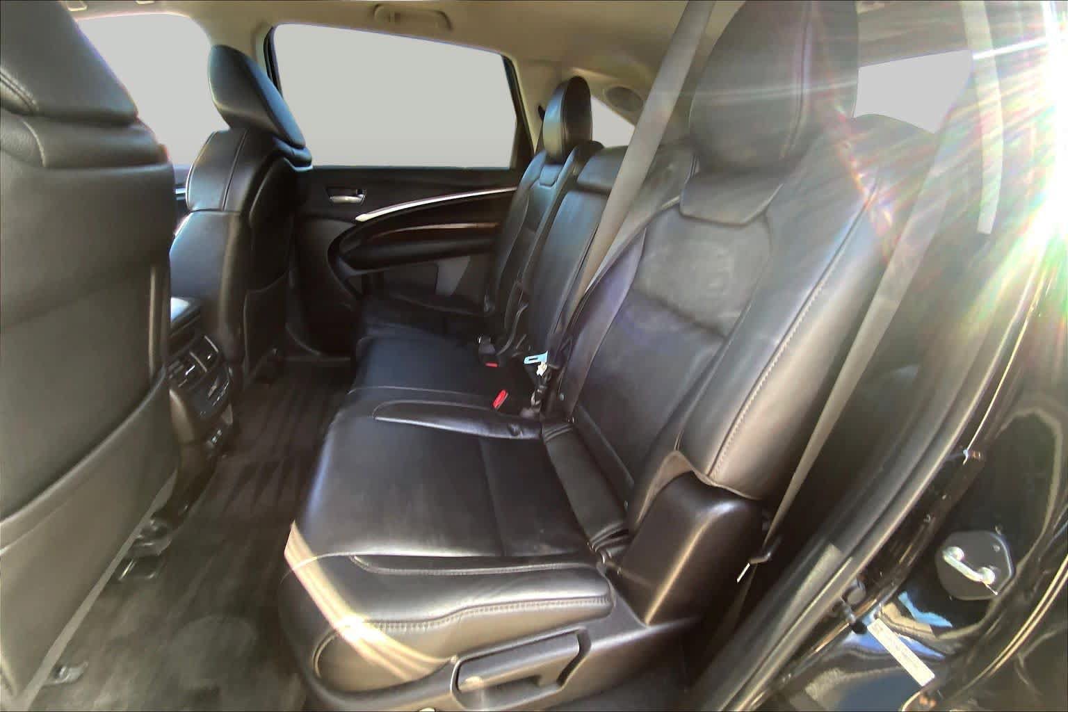 Used 2017 Acura MDX w/ Technology Package FWD image 19
