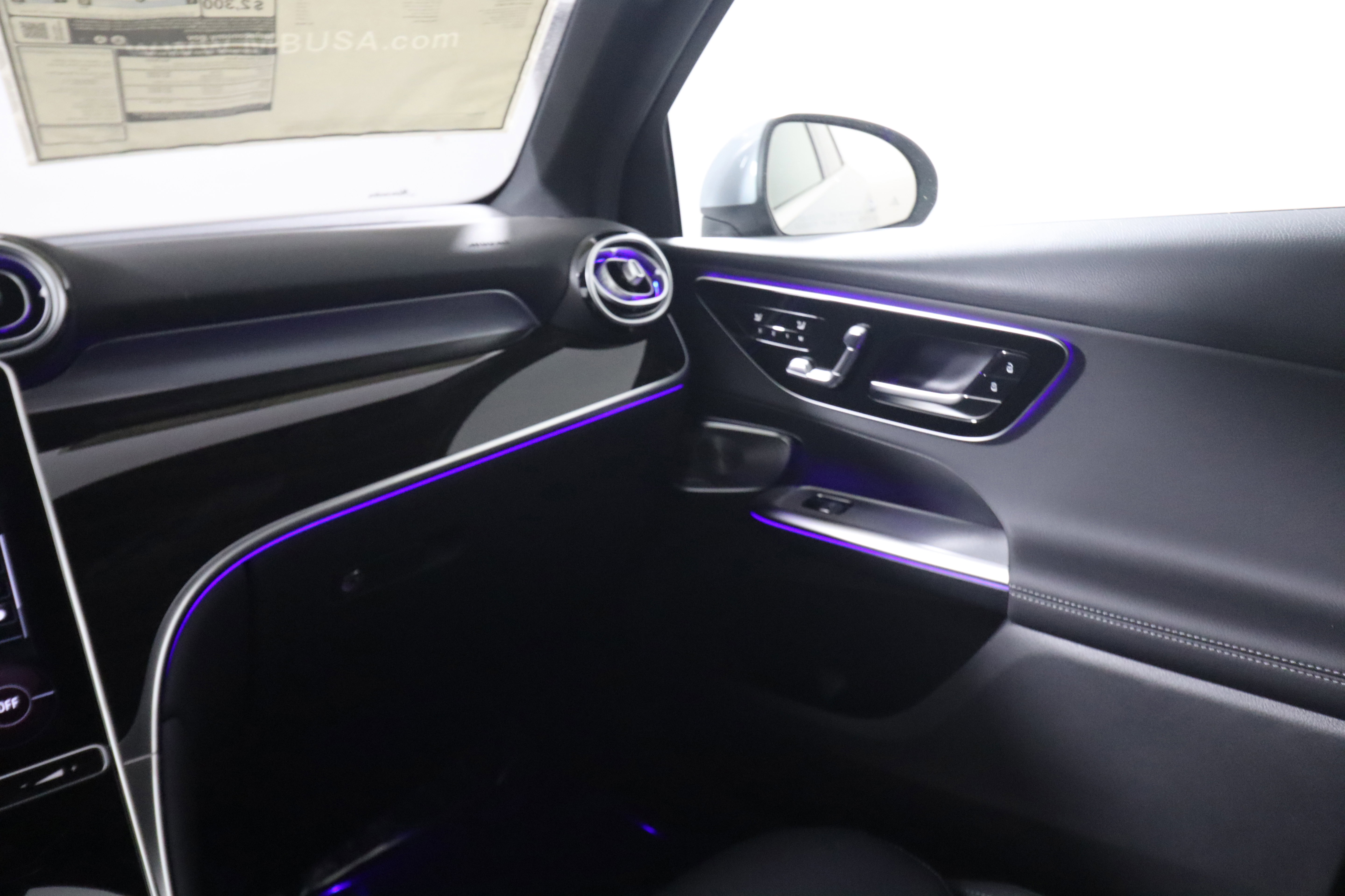New 2026 Mercedes-Benz GLC 300 image 12