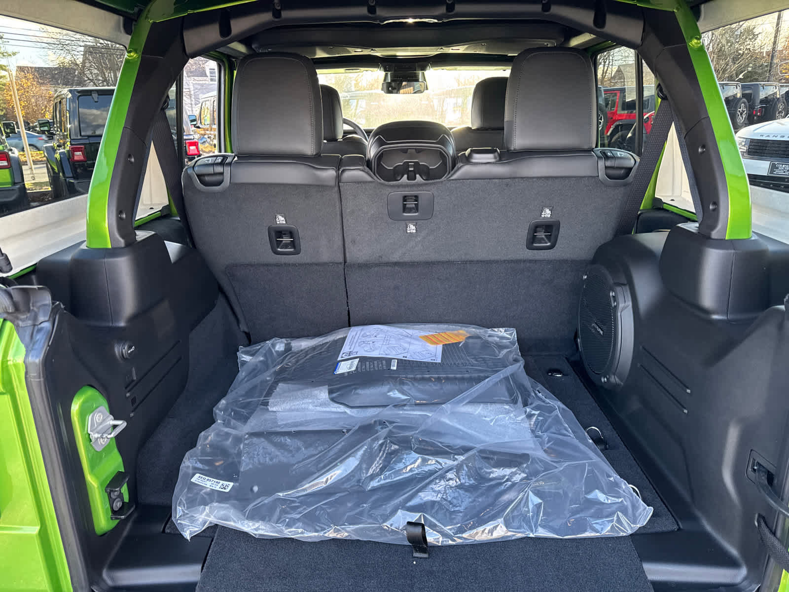 New 2026 Jeep Wrangler Unlimited Sahara AWD/4WD image 36