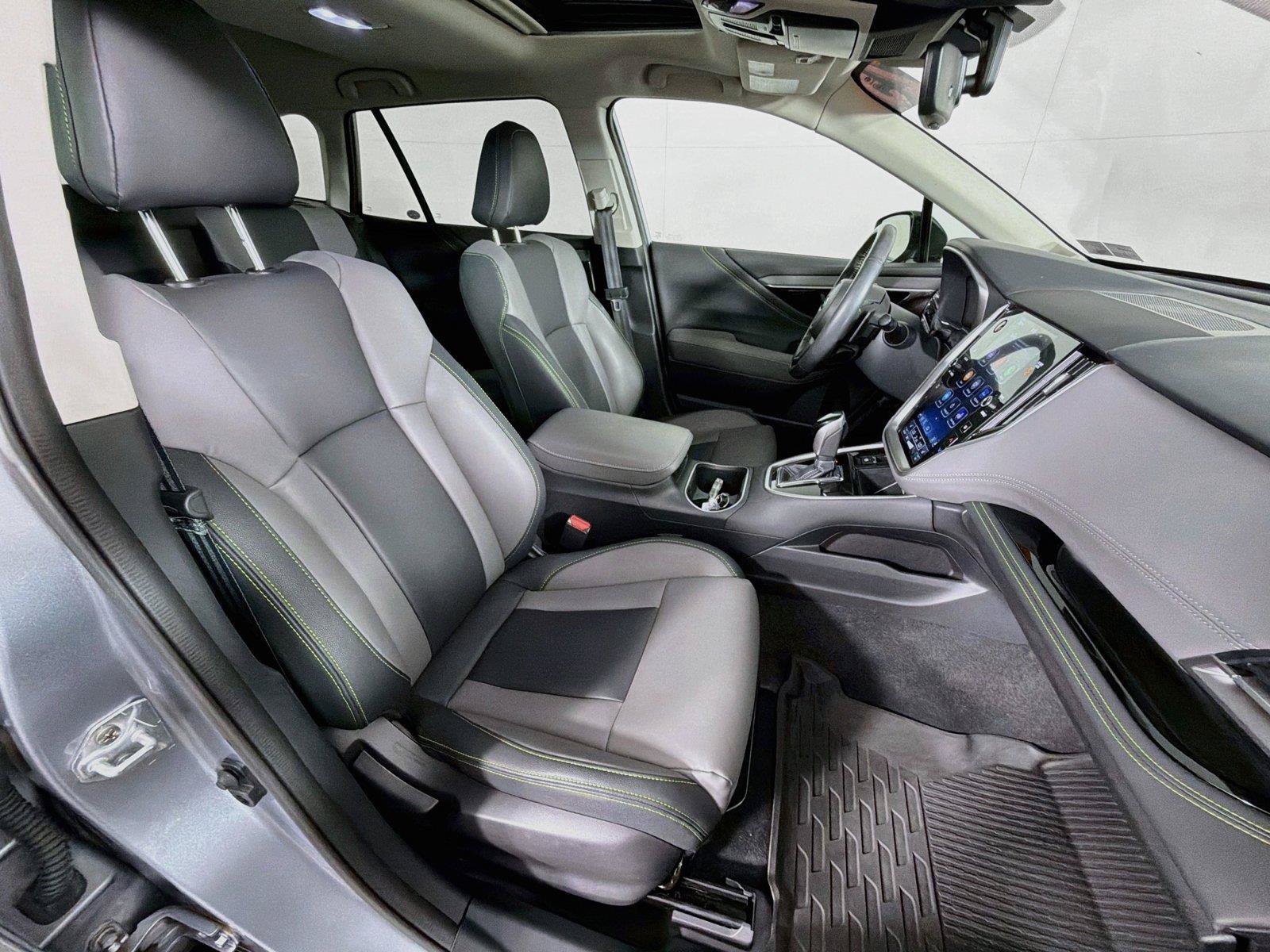 Used 2025 Subaru Outback Onyx Edition AWD/4WD image 30