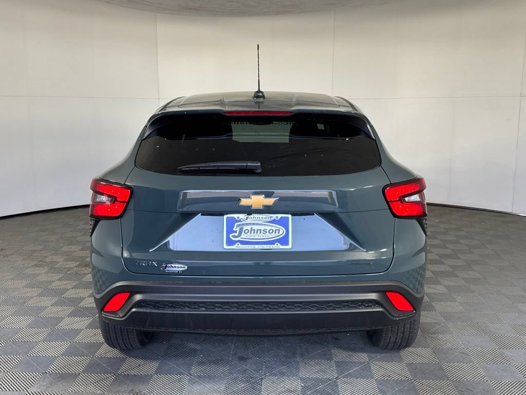 New 2026 Chevrolet Trax LS w/ LS Convenience Package FWD image 6