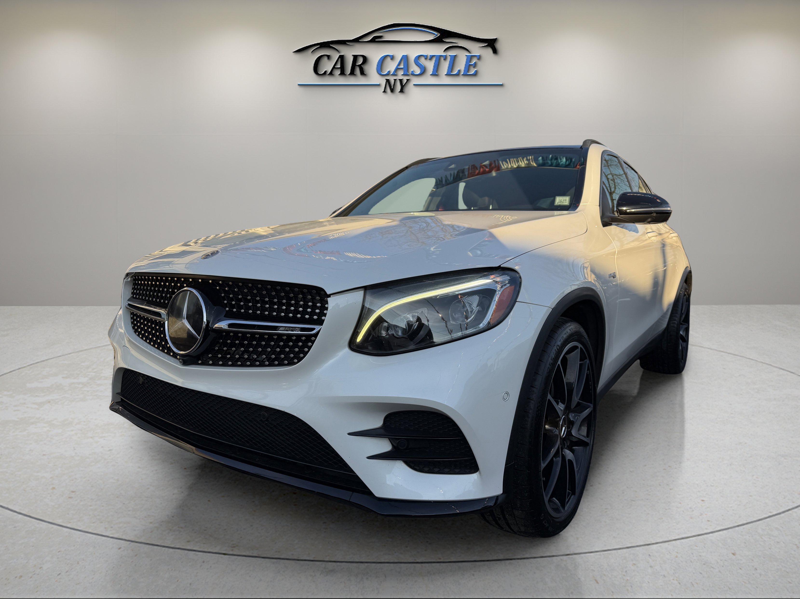 Used 2019 Mercedes-Benz GLC 43 AMG 4MATIC image 2