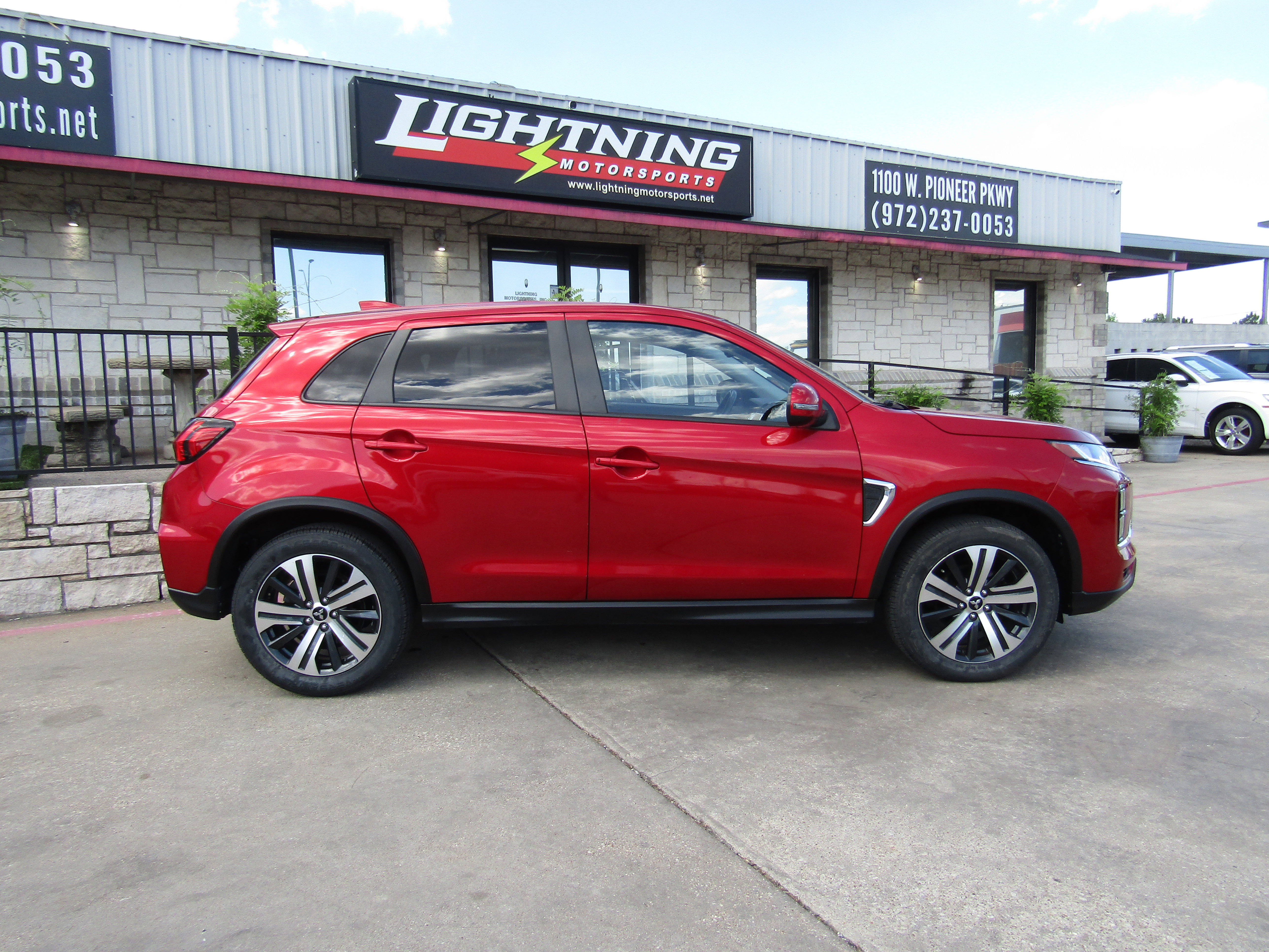 Used 2020 Mitsubishi Outlander Sport SE image 5