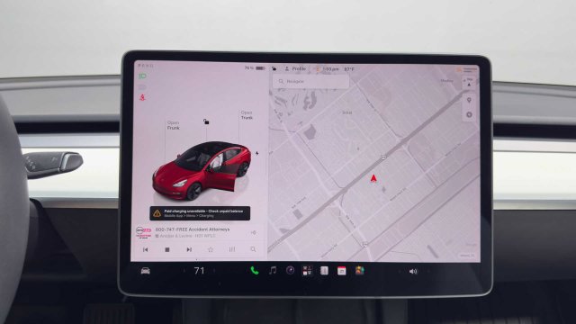 Used 2023 Tesla Model 3 Standard Range RWD image 26