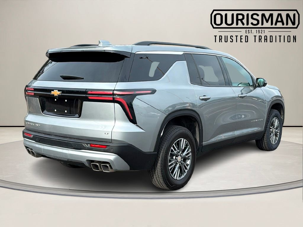 Used 2024 Chevrolet Traverse LT image 5