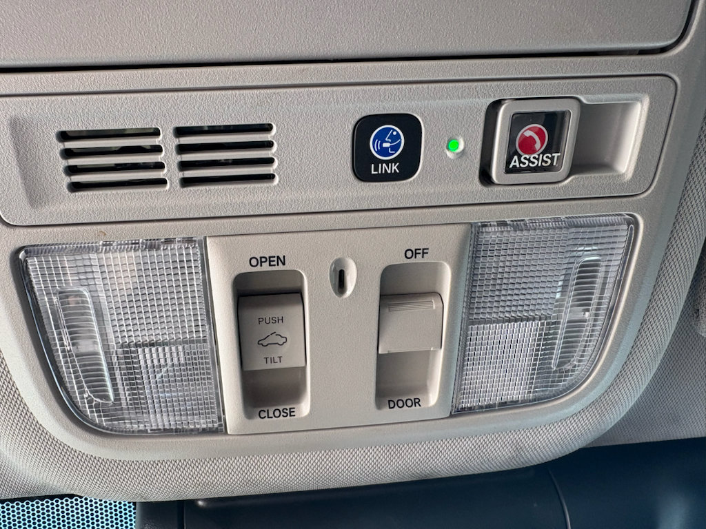 Certified 2021 Honda Accord Touring image 28