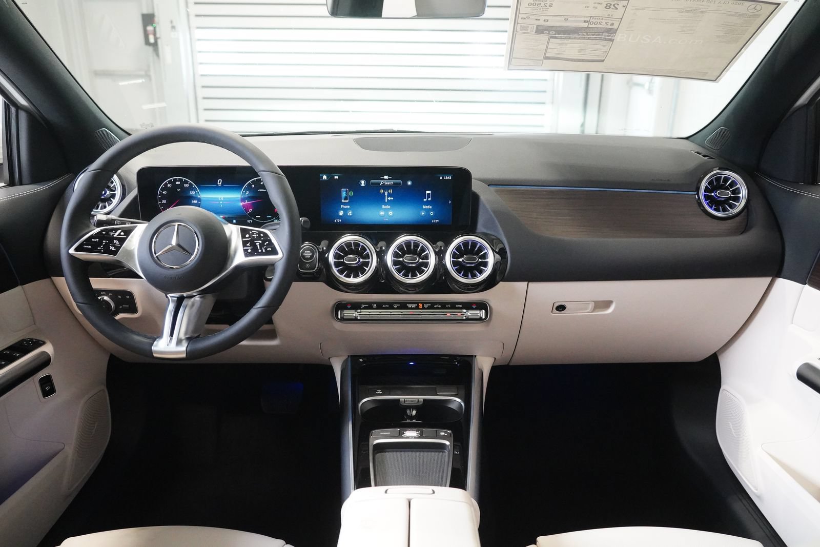 New 2026 Mercedes-Benz GLA 250 4MATIC image 17